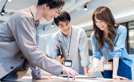 社員研修　打ち合わせ風景　写真